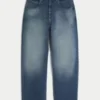 Skater-Baggy-Jeans in mittlerer Waschung mit Adler-Grafik