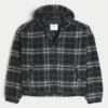 Skaterjacke mit Kapuze aus kariertem Flanell Skaterjacke mit Kapuze aus kariertem Flanell