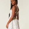 Skort-Kleid aus Leinenmischung mit offenem Rücken