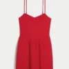 Skort-Kleid aus Leinenmischung mit offenem Rücken Skort-Kleid aus Leinenmischung mit offenem Rücken