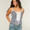 Spitzen-Detail-Peplum-Top Spitzen-Detail-Peplum-Top