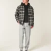 Sportliche Jogginghose Sportliche Jogginghose
