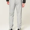 Sportliche Jogginghose Sportliche Jogginghose