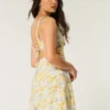 Strukturiertes Minikleid aus Leinenmischung Strukturiertes Minikleid aus Leinenmischung