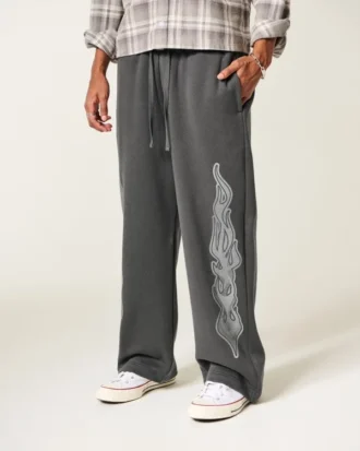 Superbaggy-Sweathose mit Double-Flame-Grafik