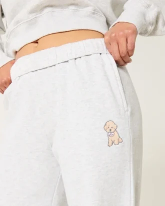 Sweathose mit Hundemotiv und weitem Bein