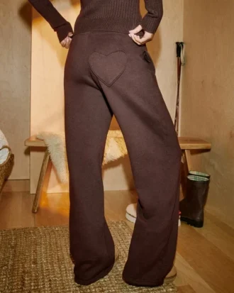 Sweathose mit weitem Bein und Herztasche