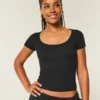 T-Shirt mit Rundhalsausschnitt T-Shirt mit Rundhalsausschnitt