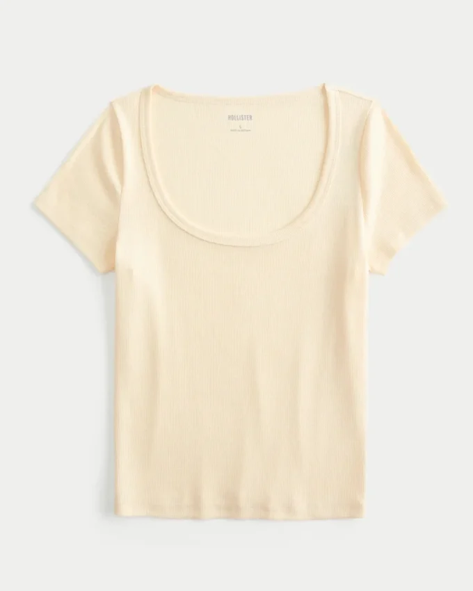 T-Shirt mit Rundhalsausschnitt T-Shirt mit Rundhalsausschnitt