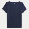 T-Shirt mit Rundhalsausschnitt T-Shirt mit Rundhalsausschnitt