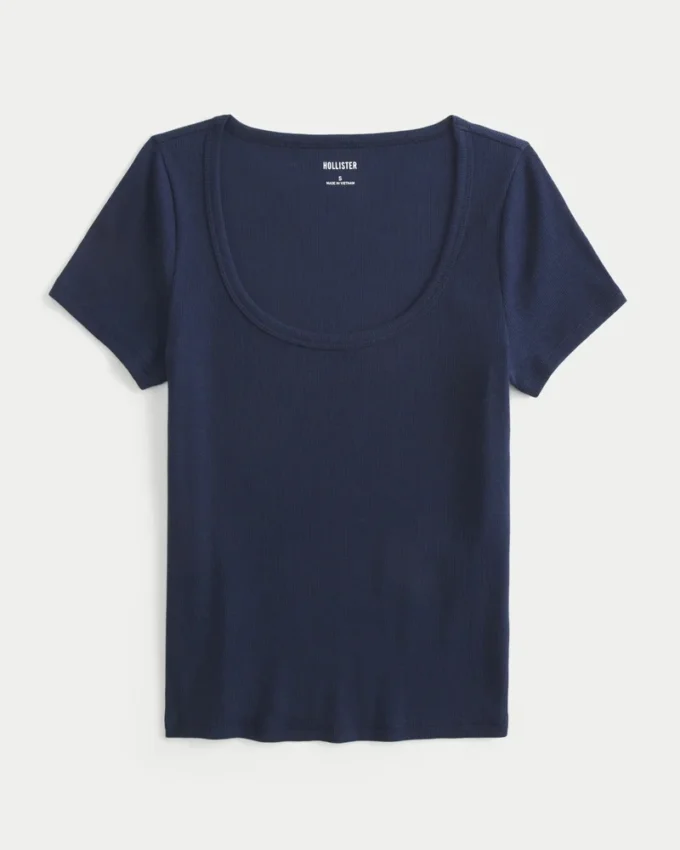 T-Shirt mit Rundhalsausschnitt T-Shirt mit Rundhalsausschnitt