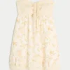Trägerloses Babydoll-Minikleid mit Rüschen Trägerloses Babydoll-Minikleid mit Rüschen
