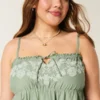 Trägerloses, besticktes Babydoll-Kleid Trägerloses, besticktes Babydoll-Kleid