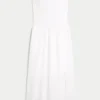 Trägerloses, besticktes Maxikleid Trägerloses, besticktes Maxikleid
