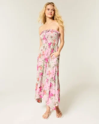Trägerloses Maxikleid mit Smokarbeit