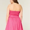 Trägerloses Minikleid mit Schleife Trägerloses Minikleid mit Schleife