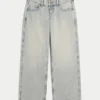 Ultra-Low-Rise-Baggy-Jeans in heller Waschung Ultra-Low-Rise-Baggy-Jeans in heller Waschung