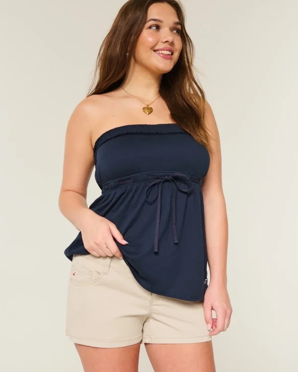 Ultra-niedrige Khaki-Twill-Mini-Shorts Ultra-niedrige Khaki-Twill-Mini-Shorts