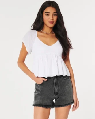 Ultrahoch geschnittene Mom-Shorts aus verblasstem schwarzem Denim