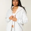 Wendbarer Hoodie mit Kunstfellfutter und Reißverschluss Wendbarer Hoodie mit Kunstfellfutter und Reißverschluss