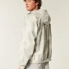 Windjacke mit Reißverschluss und Camouflage-Muster Windjacke mit Reißverschluss und Camouflage-Muster