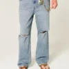 Zerrissene Baggy-Jeans in mittlerer Waschung